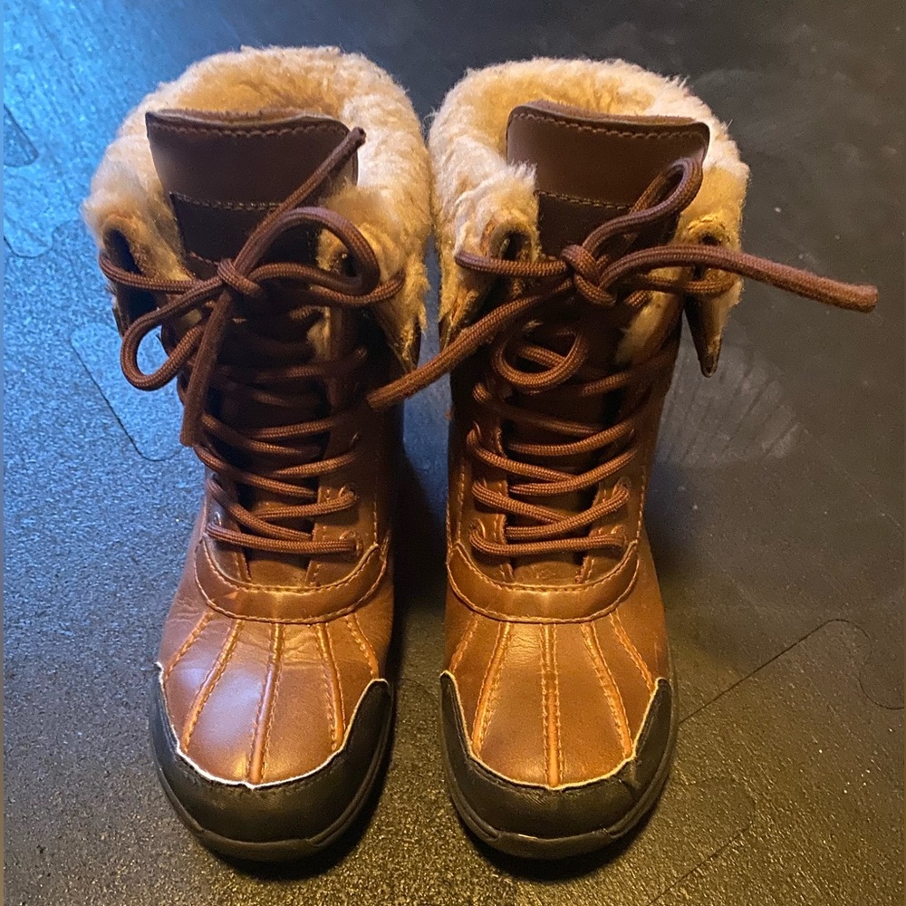 Kid’s UGG Boots Size 13